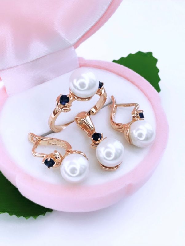 Set UKT823
