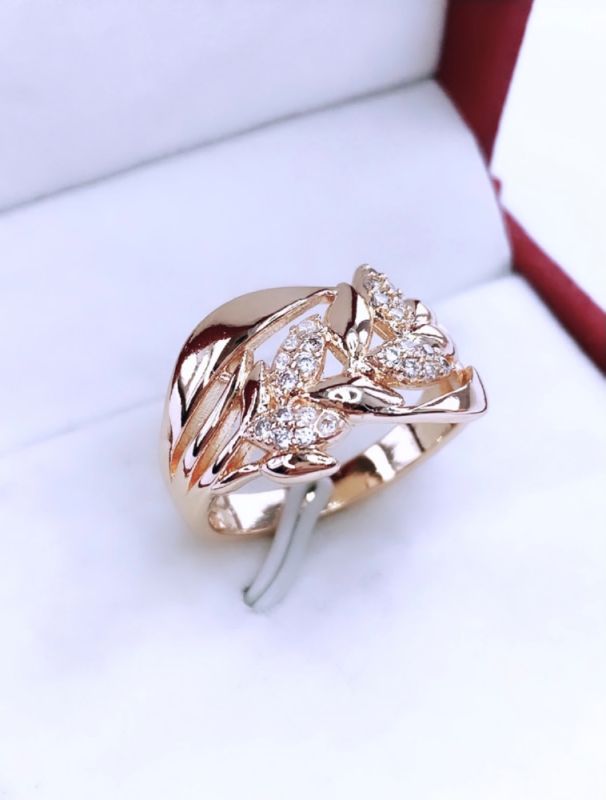 Ring K752