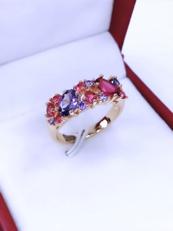 Ring UK040