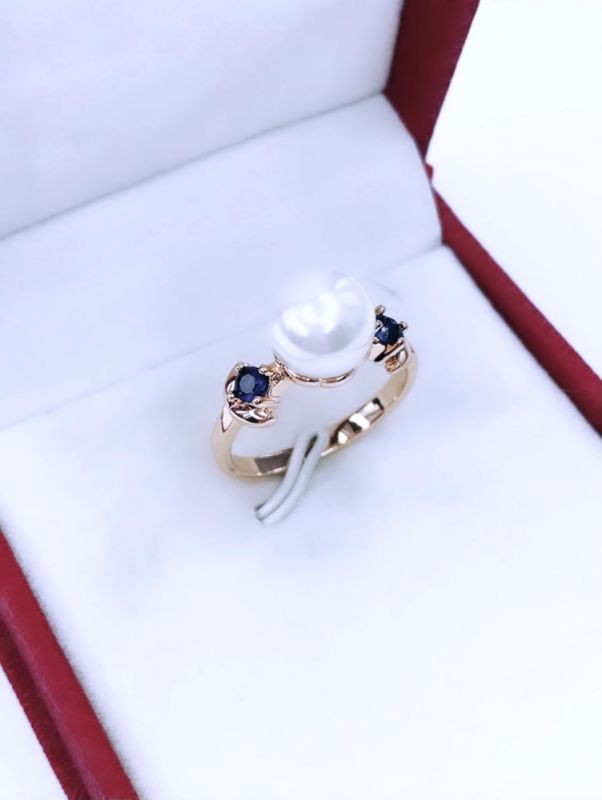 Ring UK738